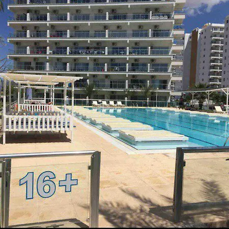 Apartment Long Beach Holiday