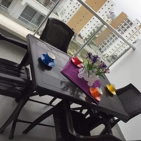 Long Beach Holiday Apartment