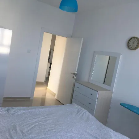 Long Beach Holiday Apartment